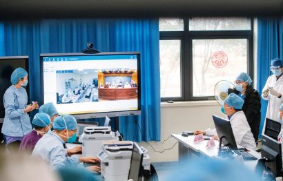 堅(jiān)持向科學(xué)要答案要方法