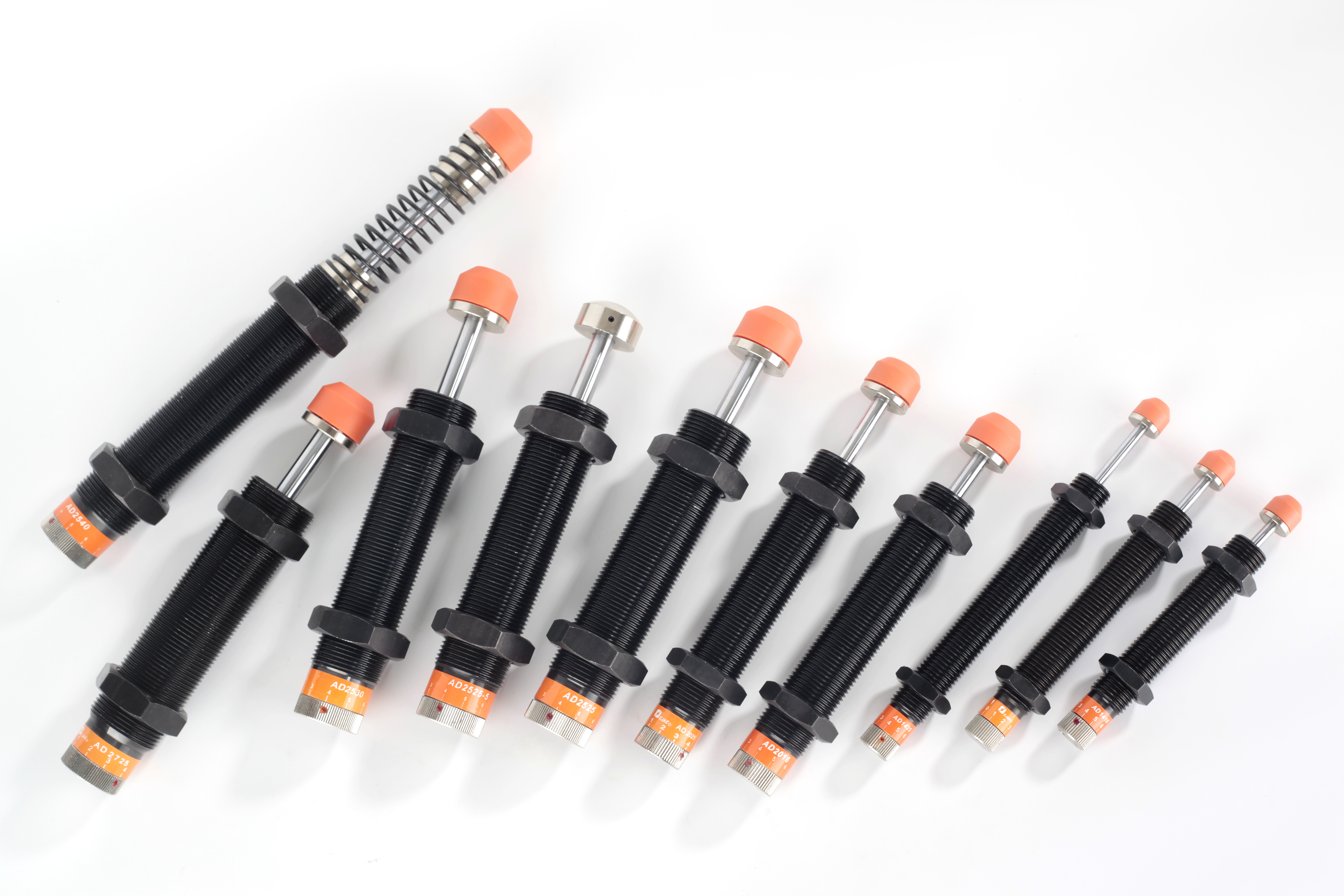 老舊小區(qū)加裝電梯，油壓緩沖器提升安全系數(shù)